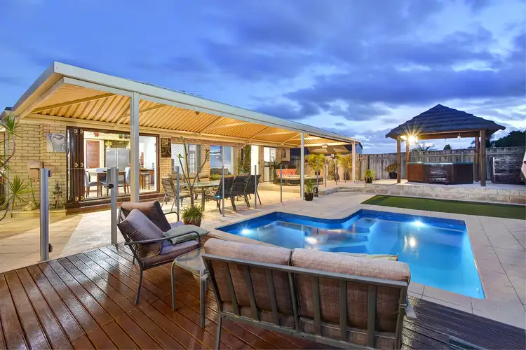 10 Quinault Loop, Joondalup WA 6027