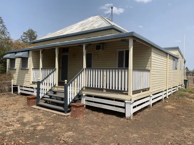 31 Owen Street East, Dalby QLD 4405