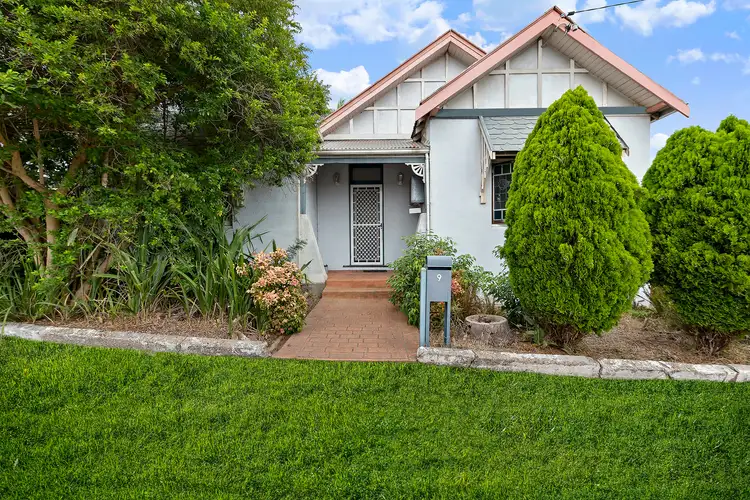 9 Windeyer Street, Mayfield NSW 2304