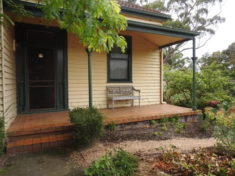 48 York Street