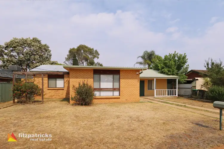 28 Inglis Street, Lake Albert NSW 2650