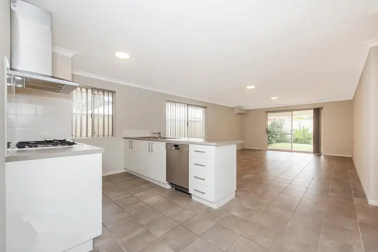 Fourth view of Homely house listing, 5/11 Beaconsfield Street, St James WA 6102