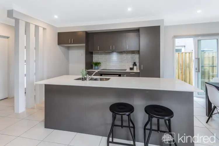 17 Darwin Circuit, North Lakes QLD 4509