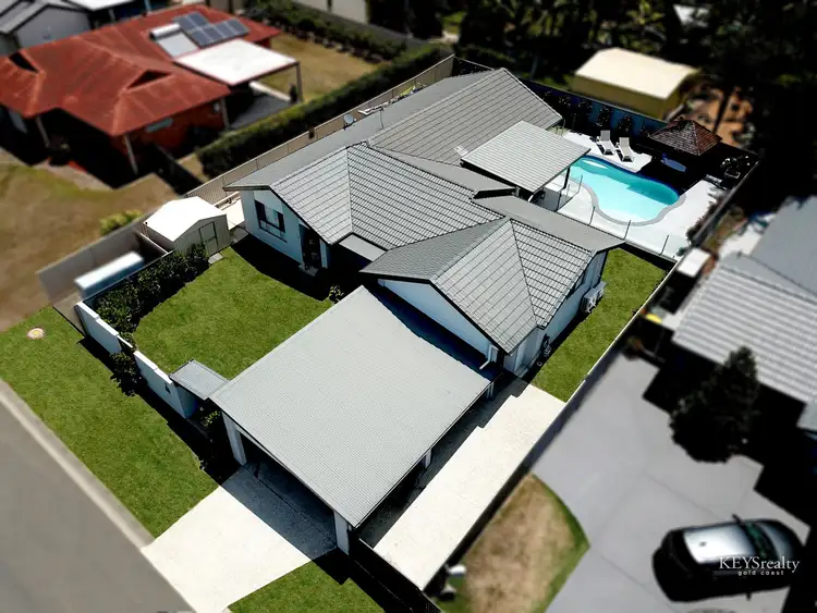 21 Whitehead Drive, Burleigh Waters QLD 4220