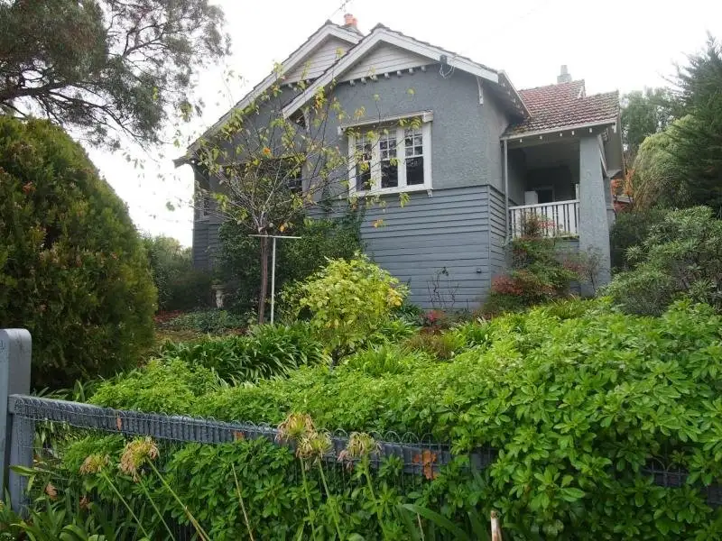 Main view of Homely house listing, 10 Burns Street, Hamilton VIC 3300