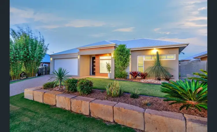 9 McGee Drive, Kearneys Spring QLD 4350