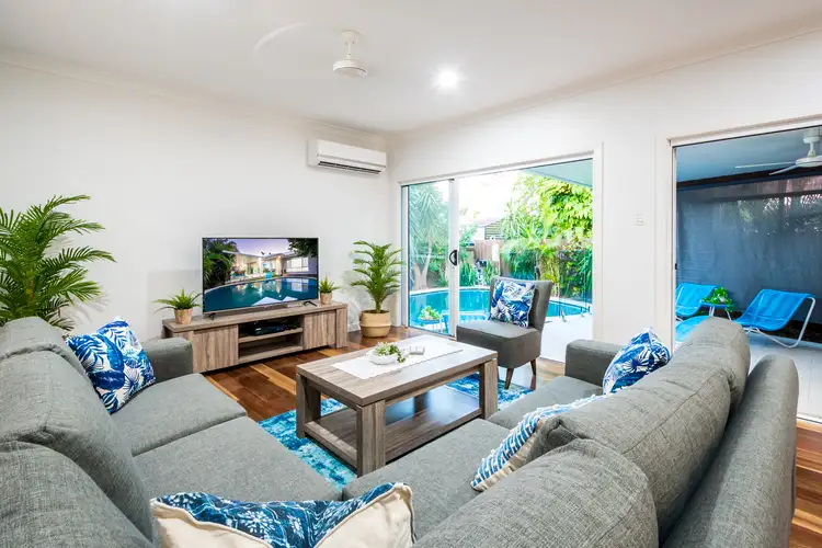 10 Allambi Avenue, Broadbeach Waters QLD 4218