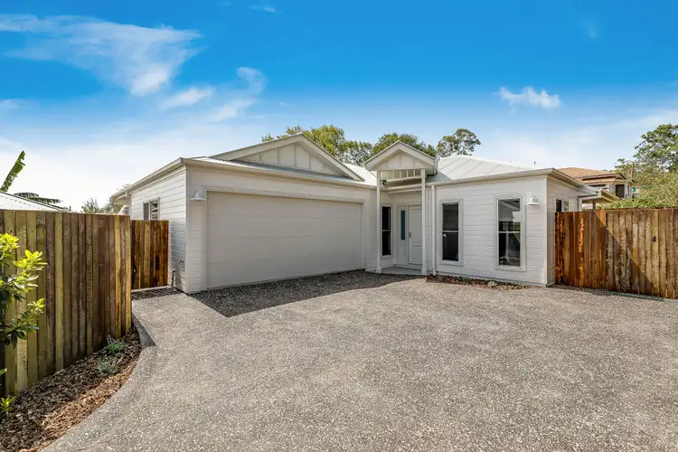 Main view of Homely unit listing, 2/27 Geoffrey Street, Mount Lofty QLD 4350