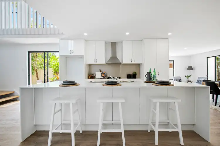 53 Rio Vista Boulevard, Broadbeach Waters QLD 4218