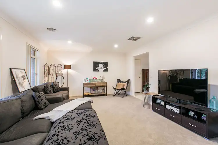 Second view of Homely house listing, 3 Killarney Court, Wodonga VIC 3690