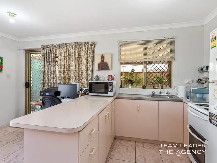 Fifth view of Homely house listing, 2 Kelly Place, Beckenham WA 6107