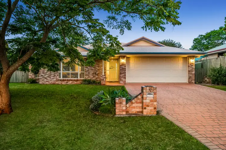 10 Sweetapple Crescent, Centenary Heights QLD 4350