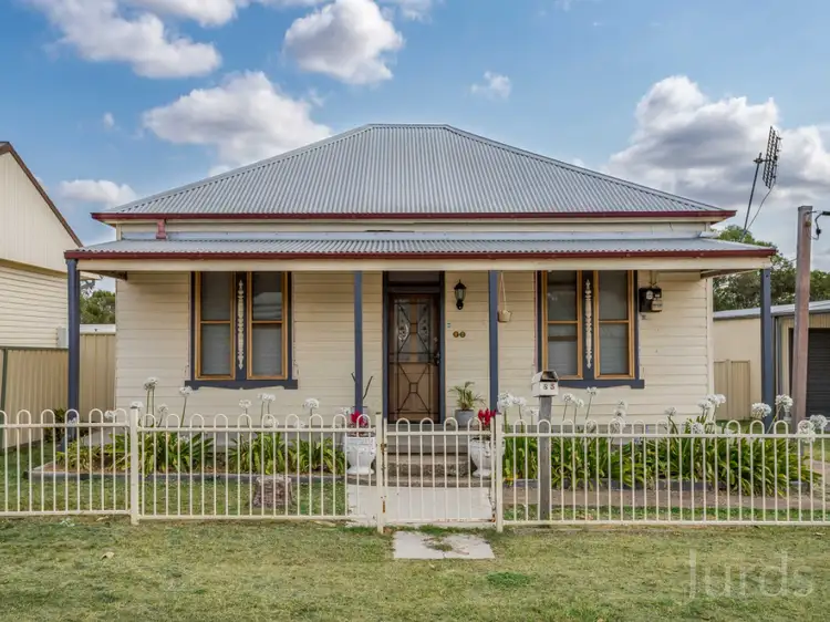 85 Harle Street, Abermain NSW 2326