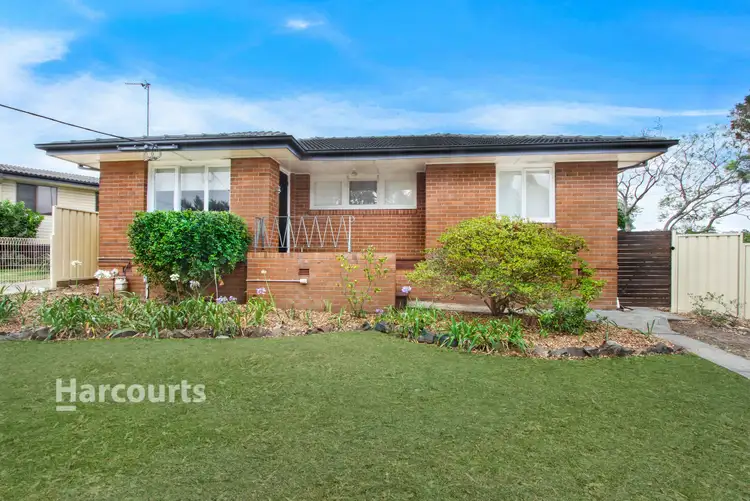 Second view of Homely house listing, 7 Scarf Avenue, Mount Warrigal NSW 2528