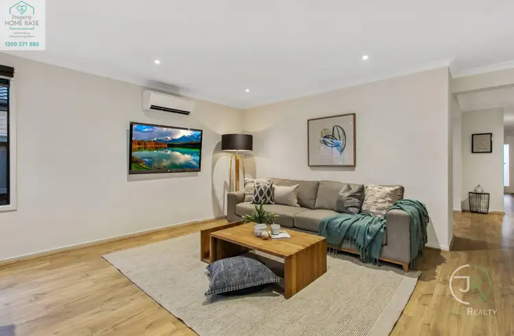 Sixth view of Homely house listing, 32 Ranfurlie Boulevard, Cranbourne West VIC 3977