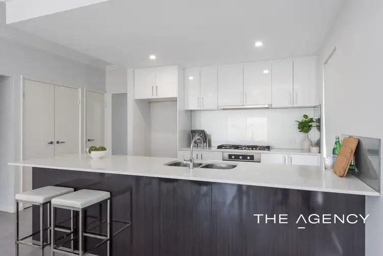 Sixth view of Homely unit listing, 2/369 Wright Street, Cloverdale WA 6105