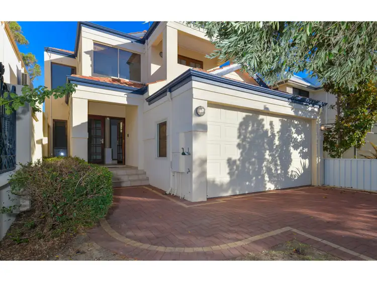 16 Matheson Road, Applecross WA 6153