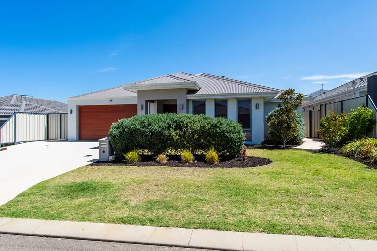 11 Bramshaw Street, Meadow Springs WA 6210