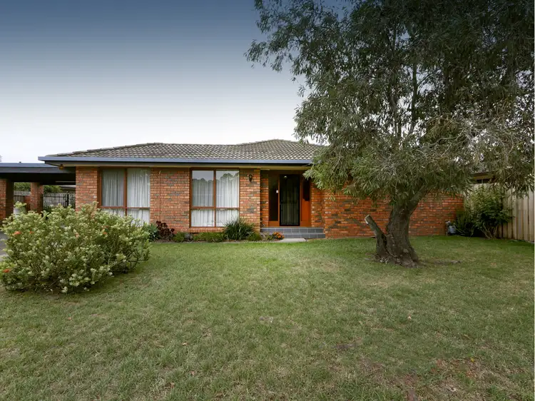 Second view of Homely house listing, 8 Frances Court, Sale VIC 3850