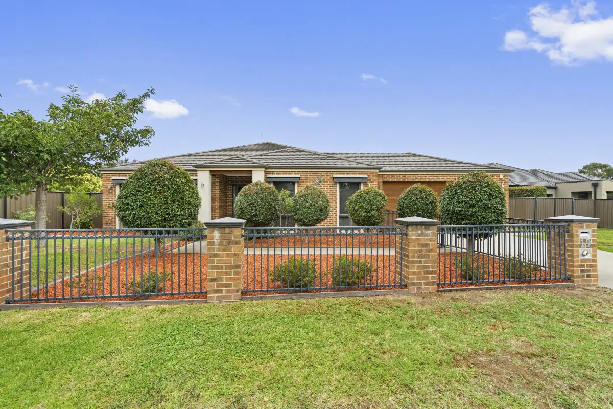 Main view of Homely house listing, 19 Mark Avenue, Sale VIC 3850