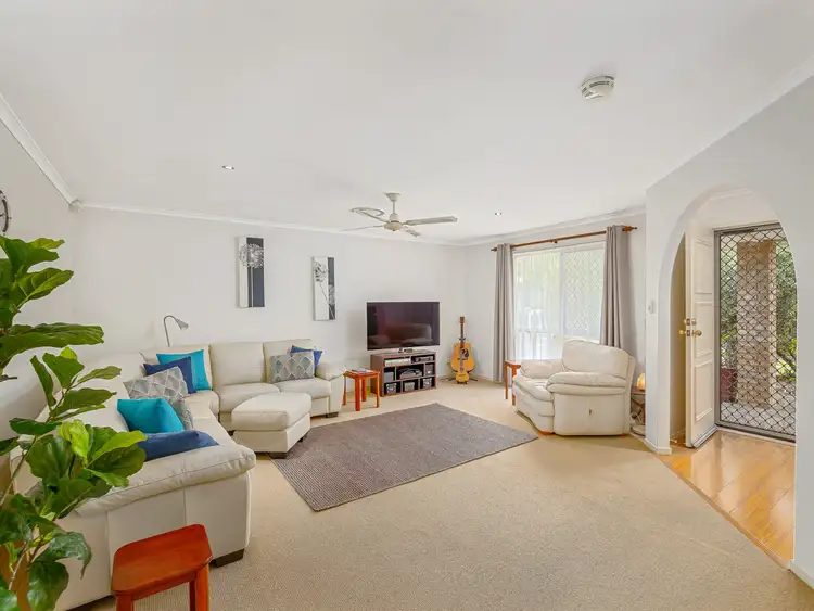 90 Glen Ross Road, Sinnamon Park QLD 4073