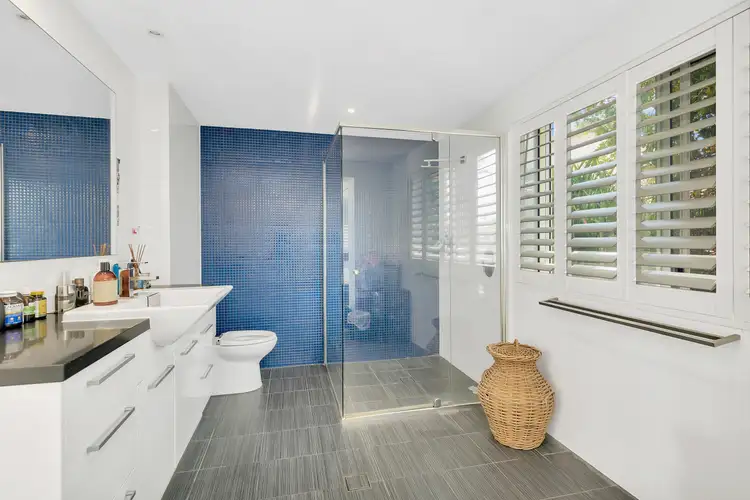 Sixth view of Homely unit listing, 11/42 Beach Parade, Surfers Paradise QLD 4217
