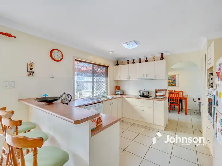 Second view of Homely house listing, 2 Hume Court, Boronia Heights QLD 4124