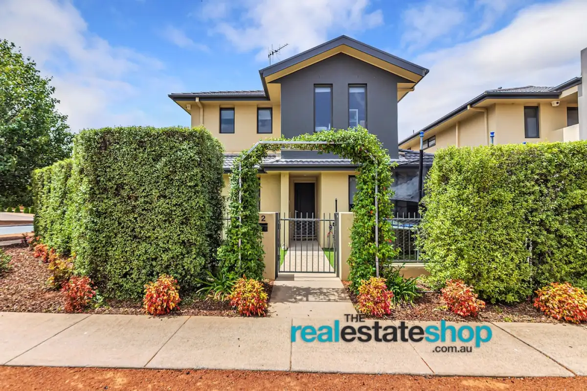 Main view of Homely townhouse listing, 1/42 Glow Worm Grove, Harrison ACT 2914