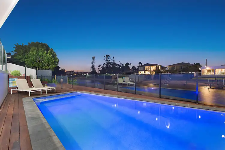 Fourth view of Homely house listing, 19 Maureen Court, Broadbeach Waters QLD 4218