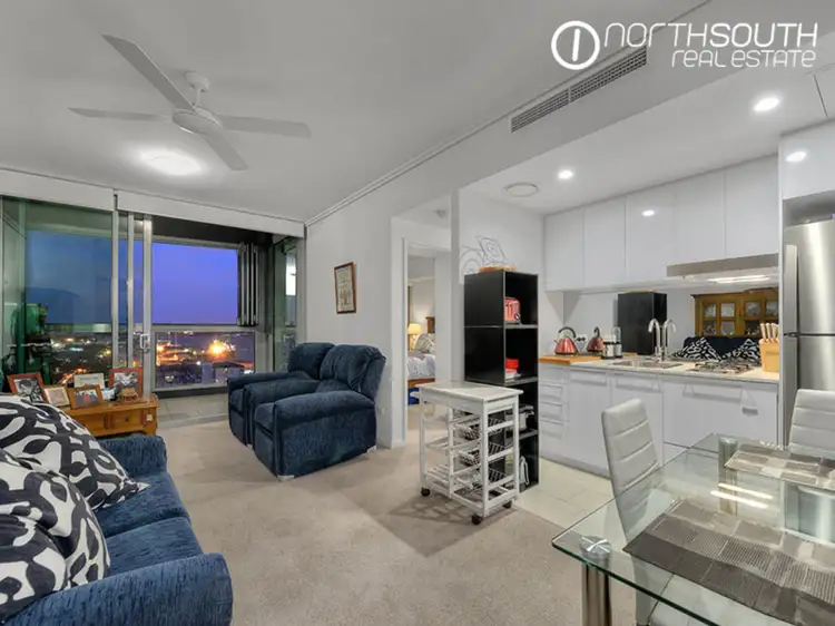 Main view of Homely apartment listing, 8 Harbour Road, Hamilton QLD 4007