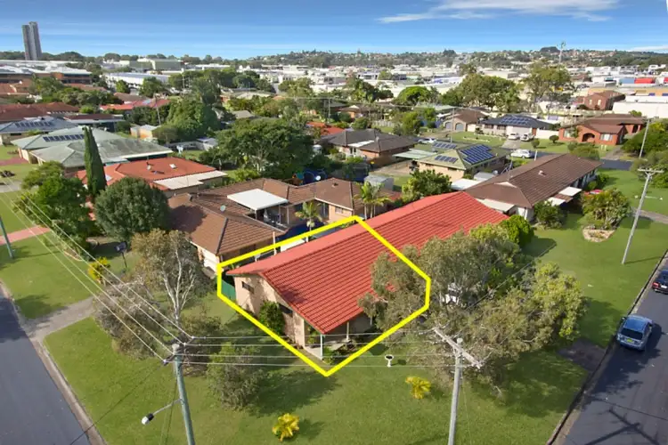 Third view of Homely semi-detached listing, 2/31 Blundell Boulevard, Tweed Heads South NSW 2486