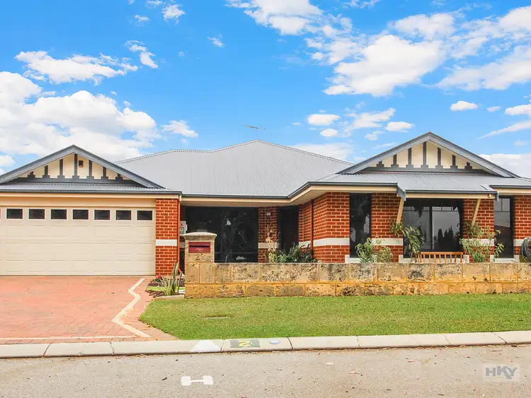 2 Plume Gardens, Bennett Springs WA 6063