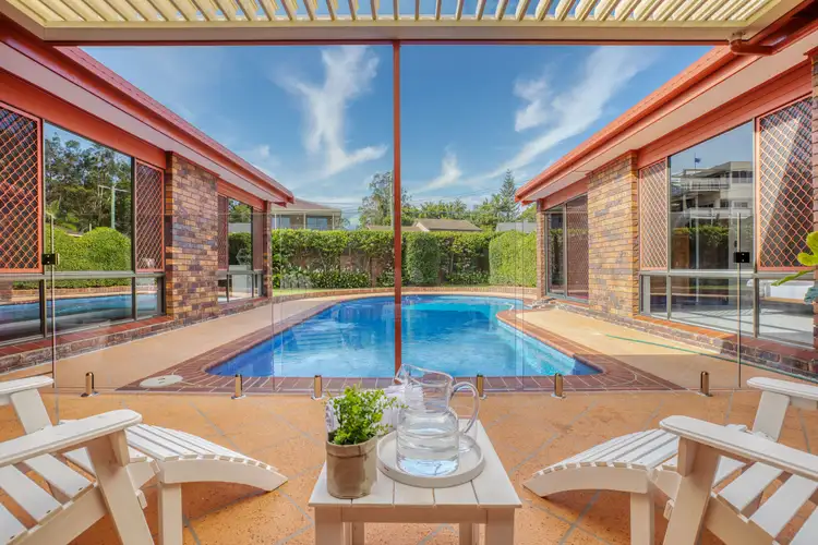 6 Mina Place, Southport QLD 4215
