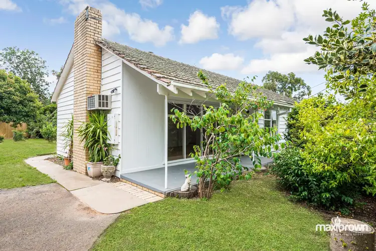 5 St James Avenue, Montrose VIC 3765