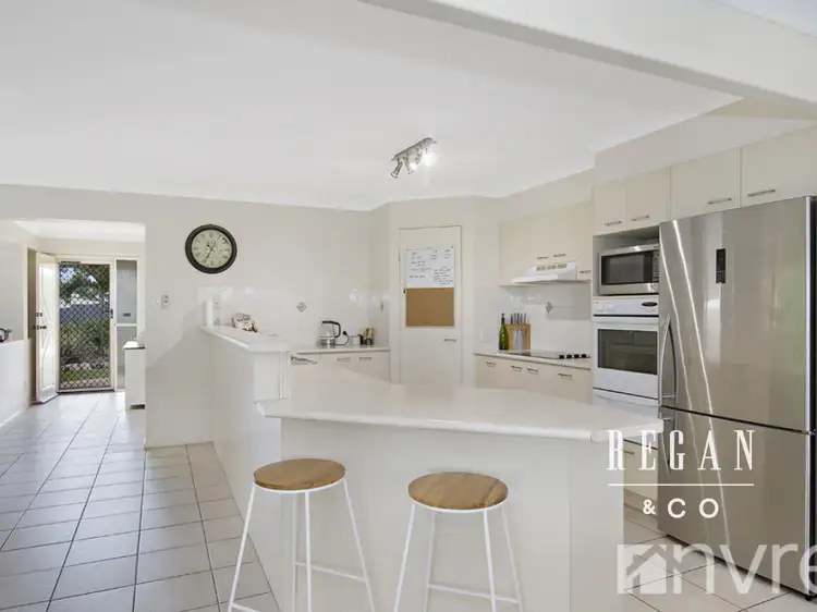 4 Barrine Place, Narangba QLD 4504