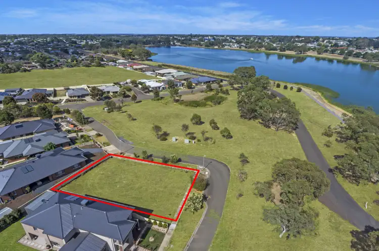8 Law Drive, Hamilton VIC 3300