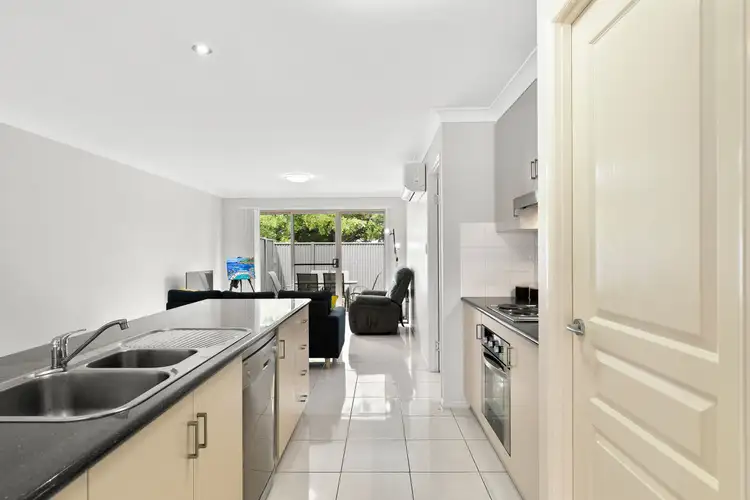 Fifth view of Homely unit listing, 2/43 McGregor Street, Wilsonton QLD 4350