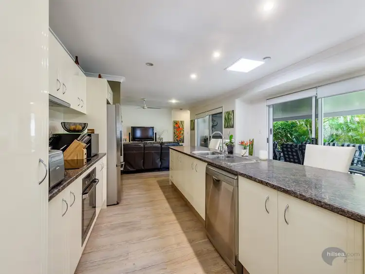 Seventh view of Homely house listing, 6 Leighanne Crescent, Arundel QLD 4214