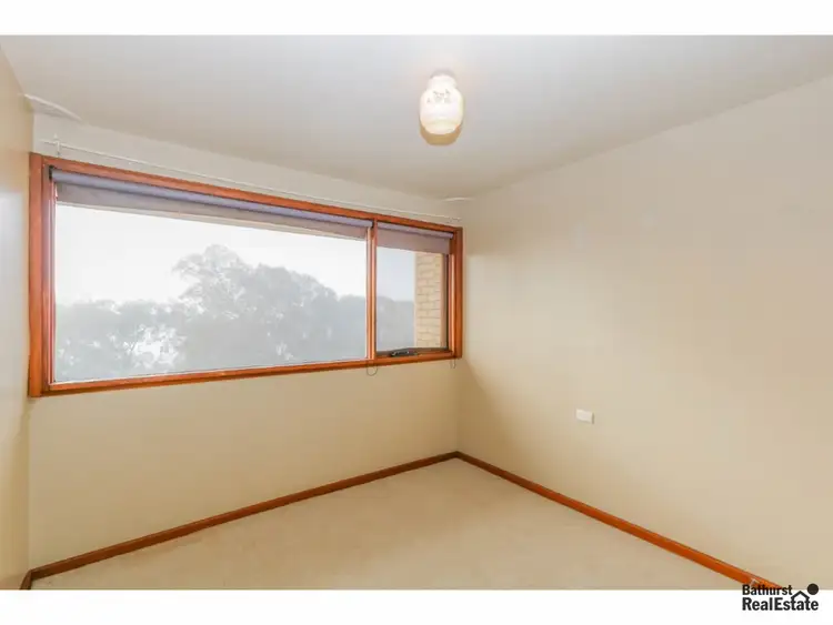 Fifth view of Homely townhouse listing, 24 Middlemiss Place, Windradyne NSW 2795