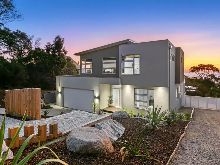 27 Churchill Road, Mount Martha VIC 3934