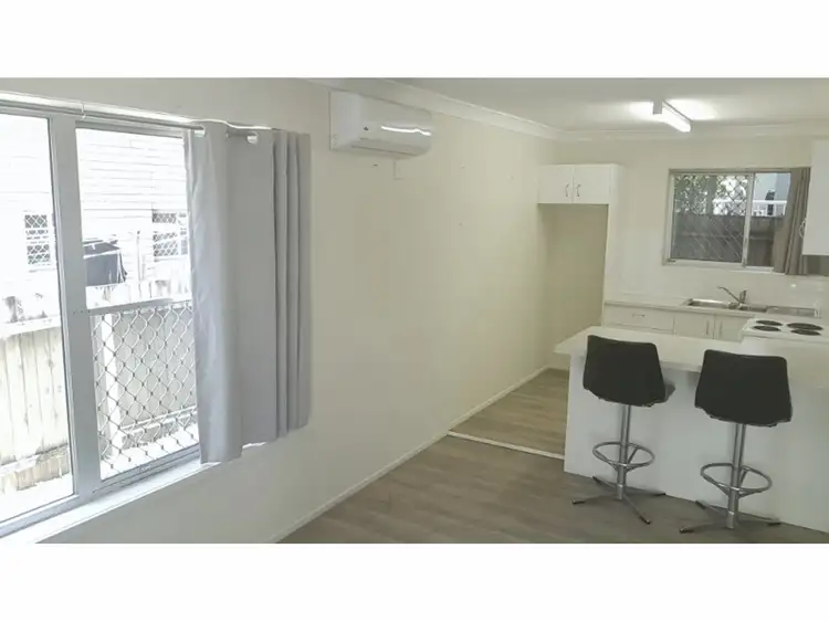 Fourth view of Homely apartment listing, 3/26 Cronin Avenue, Main Beach QLD 4217