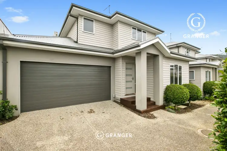 2/29 South Road, Mccrae VIC 3938