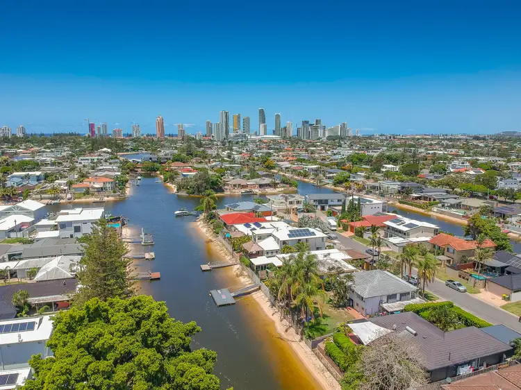 Sixth view of Homely house listing, 5 Monte Vista Court, Broadbeach Waters QLD 4218