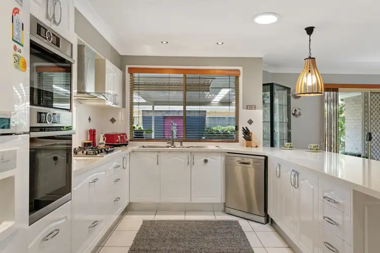 Fifth view of Homely house listing, 18 Streeton Drive, Metford NSW 2323