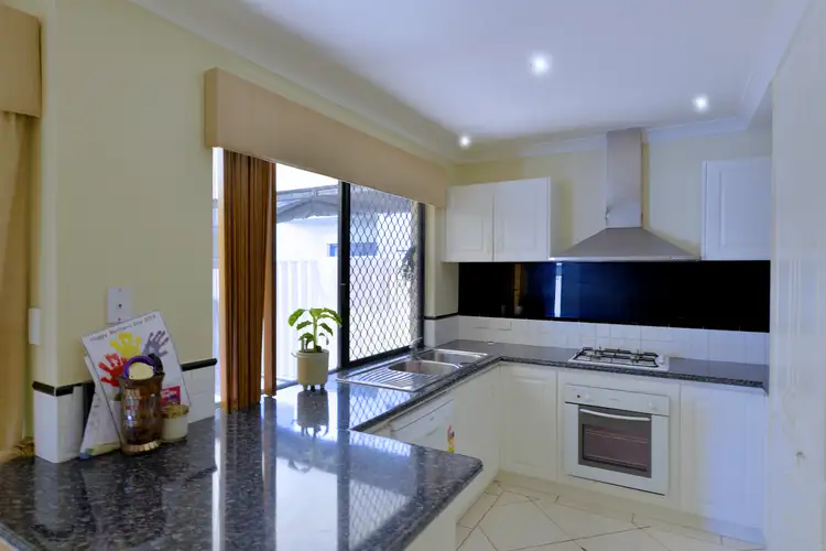4/16 Davey Street, Mandurah WA 6210