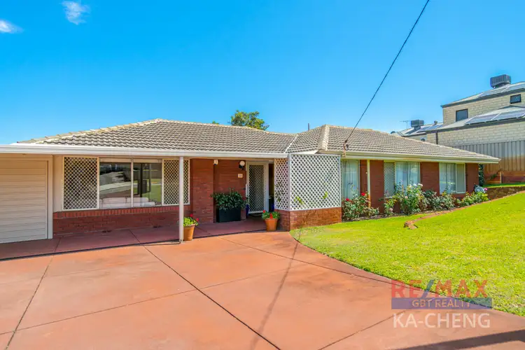 33 Thursley Way, Morley WA 6062