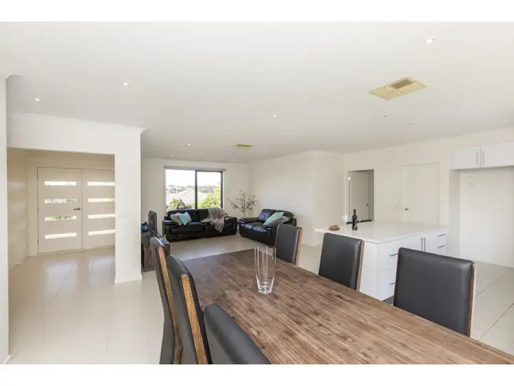 Fifth view of Homely house listing, 71 Dawson Drive, Warragul VIC 3820