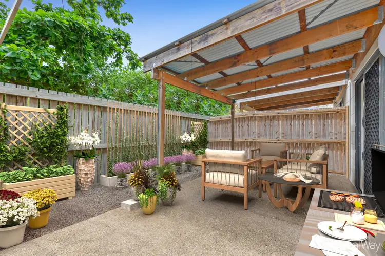 4/4 Charles Street, Berserker QLD 4701