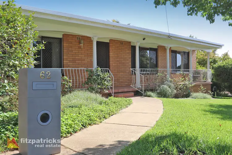 62 Wilks Avenue, Kooringal NSW 2650
