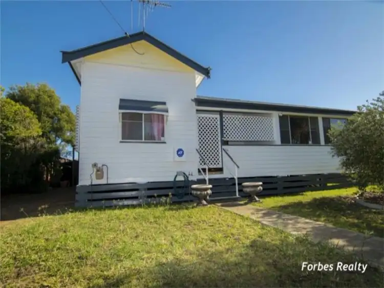 54 Pratten Street, Dalby QLD 4405